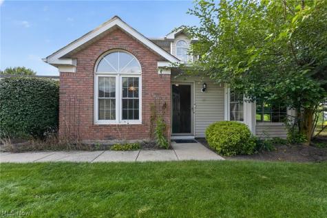 19342 Bradford Court Strongsville OH 44149