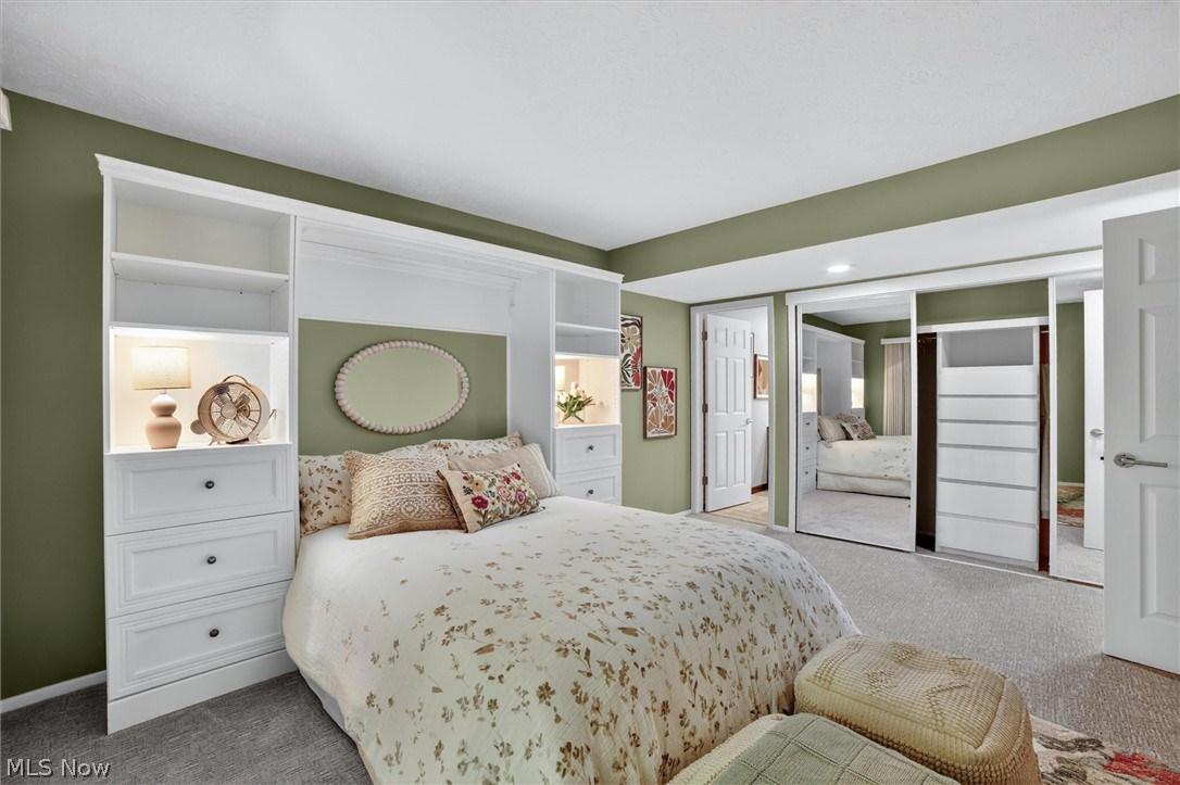 17813 Suncliff Place Strongsville OH 44136