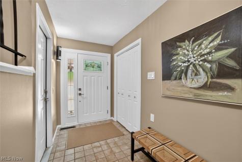 17813 Suncliff Place Strongsville OH 44136