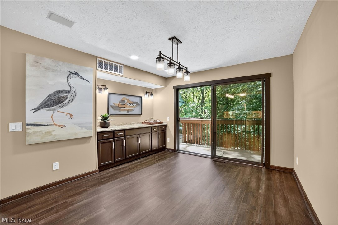 17813 Suncliff Place Strongsville OH 44136