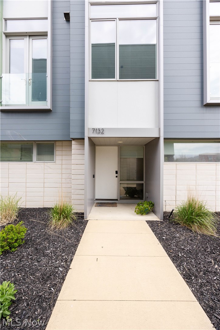 7132 Simpson Court Cleveland OH 44103
