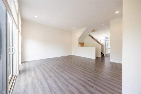 7132 Simpson Court Cleveland OH 44103