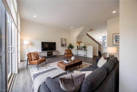 7132 Simpson Court Cleveland OH 44103