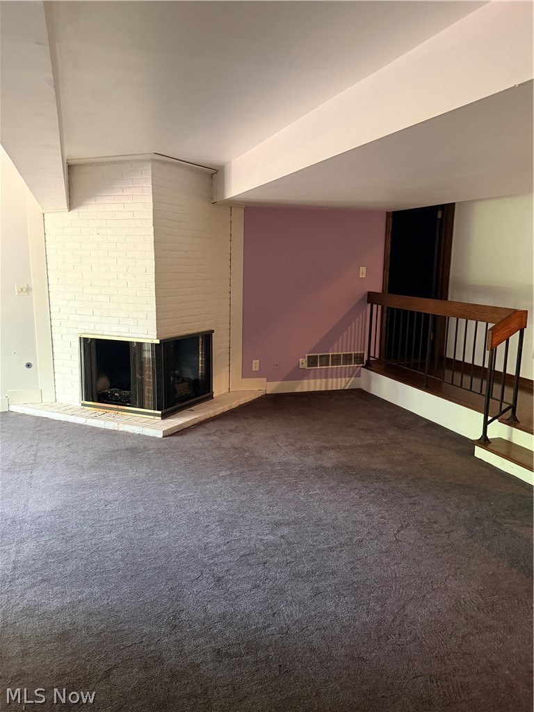 285 North Road NE Warren OH 44483