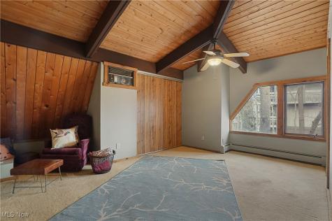 1722 Treetop Trail Akron OH 44313