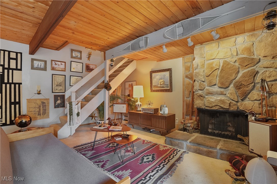 1722 Treetop Trail Akron OH 44313