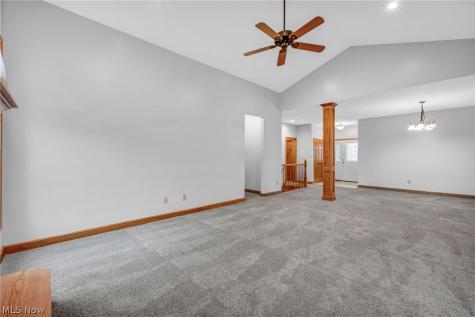 2636 Tributary Lane Akron OH 44312