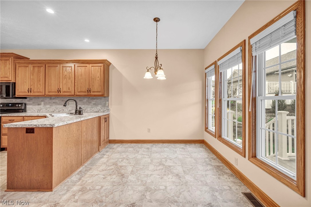 2636 Tributary Lane Akron OH 44312