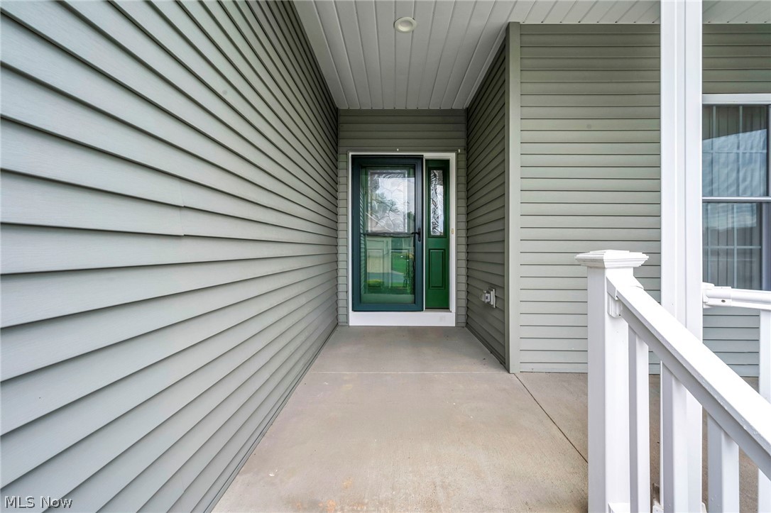 2636 Tributary Lane Akron OH 44312