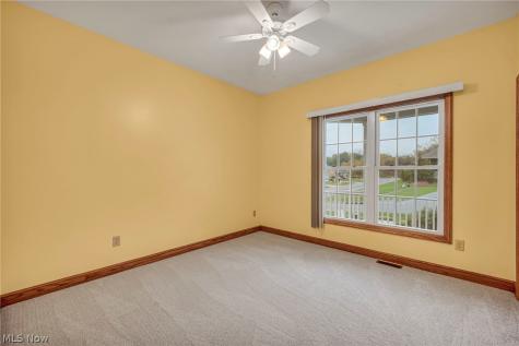 2636 Tributary Lane Akron OH 44312