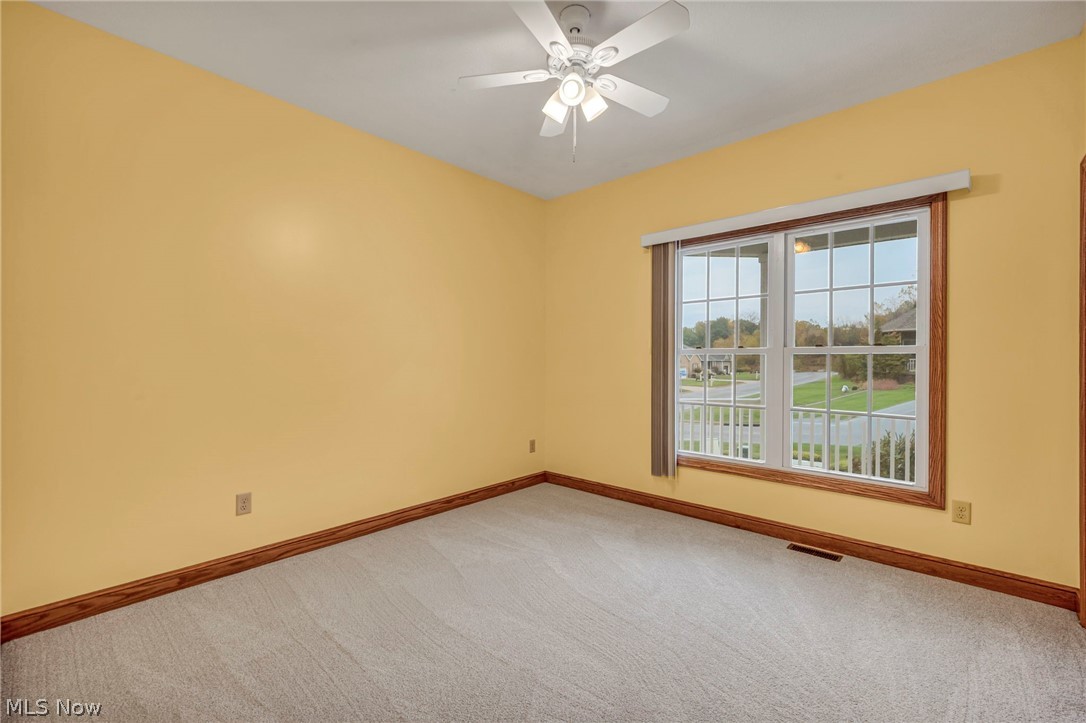 2636 Tributary Lane Akron OH 44312