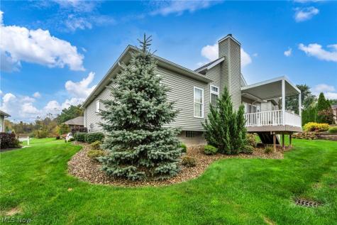 2636 Tributary Lane Akron OH 44312