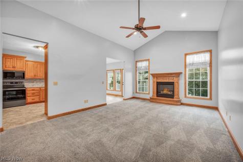 2636 Tributary Lane Akron OH 44312