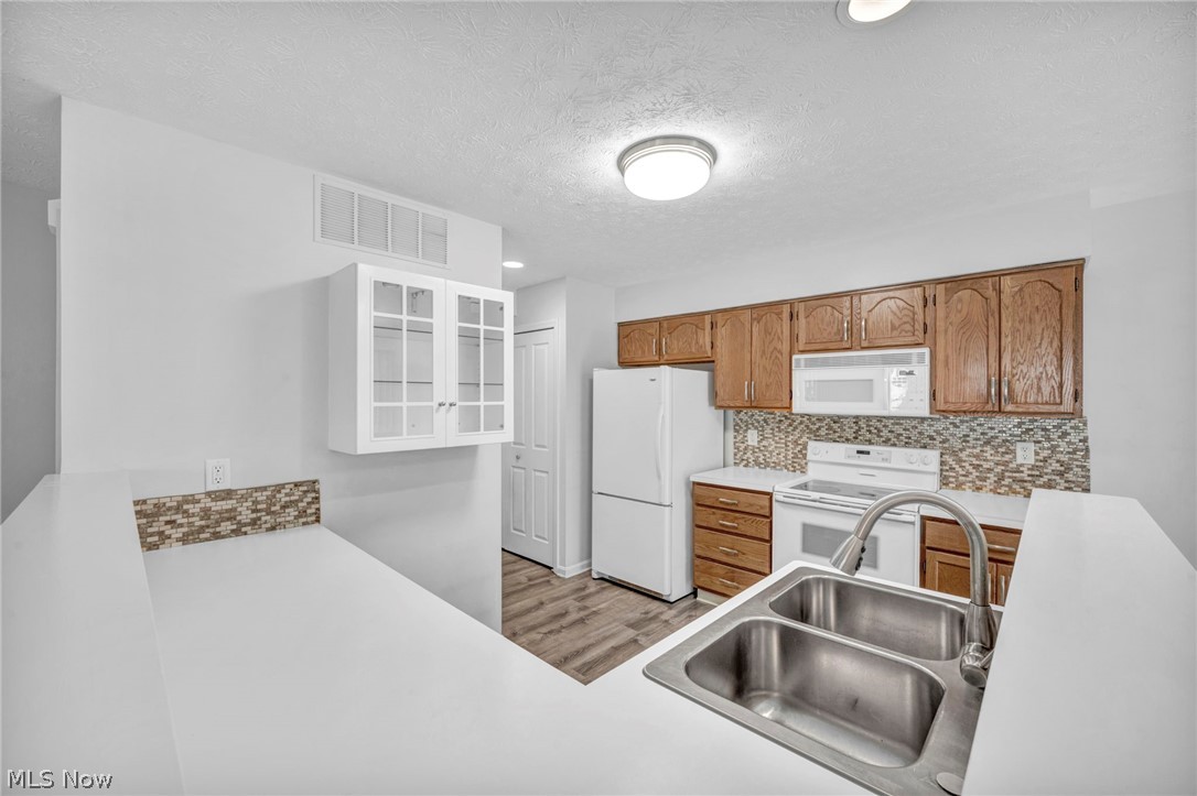 23233 Grist Mill Court Olmsted Falls OH 44138