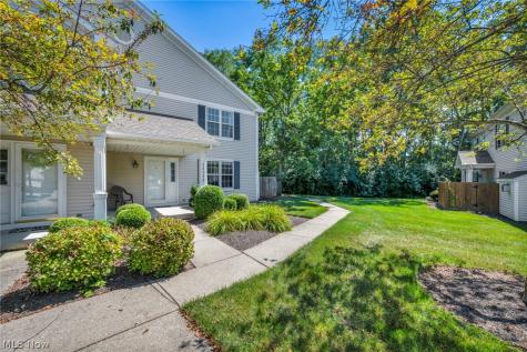 23233 Grist Mill Court Olmsted Falls OH 44138
