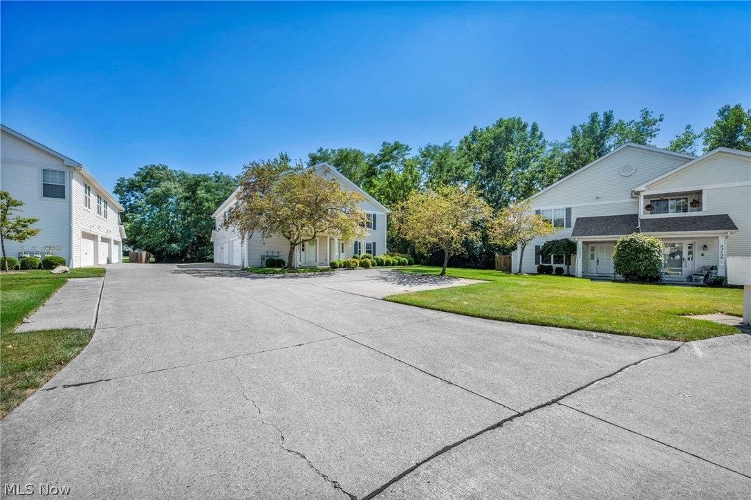 23233 Grist Mill Court Olmsted Falls OH 44138