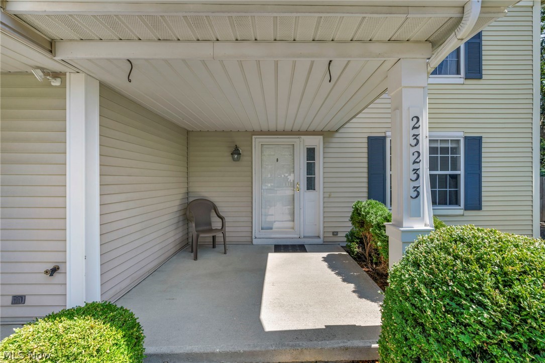 23233 Grist Mill Court Olmsted Falls OH 44138