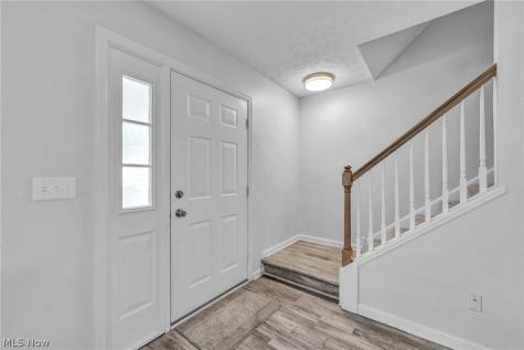 23233 Grist Mill Court Olmsted Falls OH 44138