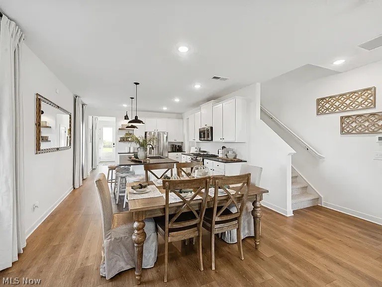 5092 Shepherds Glen Willoughby OH 44094