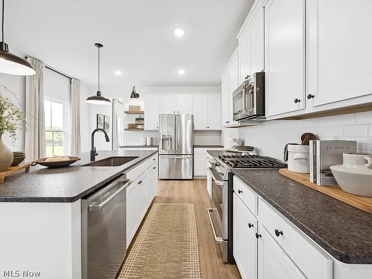 5092 Shepherds Glen Willoughby OH 44094