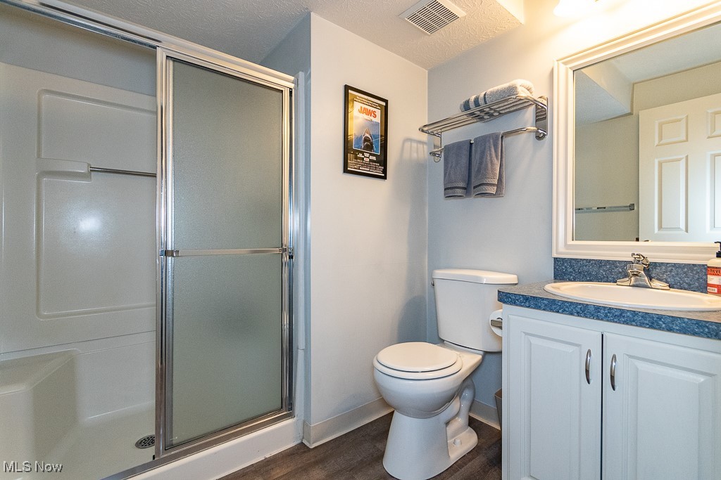 1254 Meadow Run Akron OH 44321