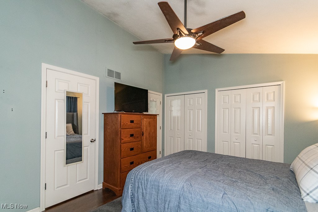 1254 Meadow Run Akron OH 44321