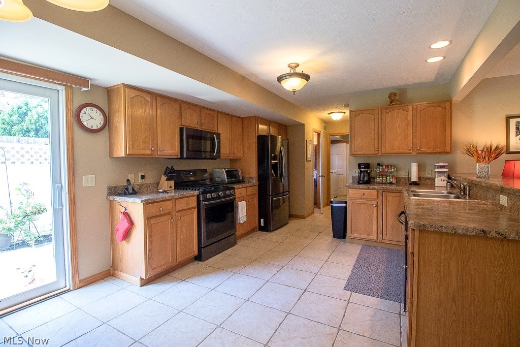 38604 Granite Drive Willoughby OH 44094