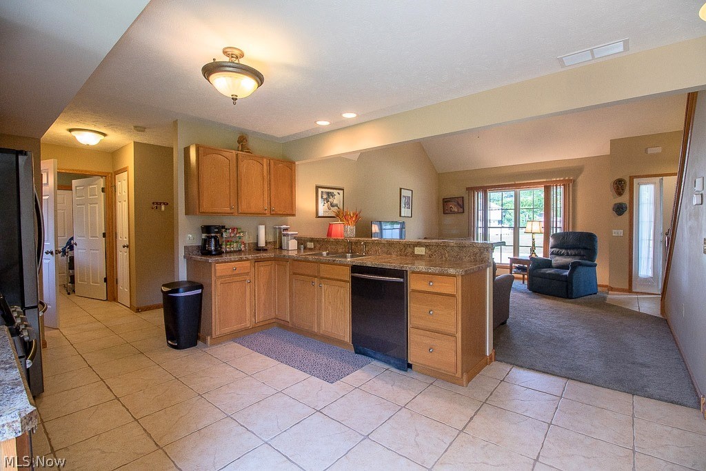 38604 Granite Drive Willoughby OH 44094