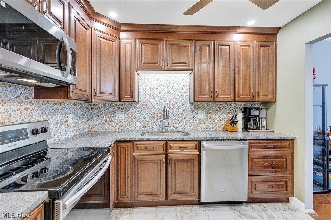 2854 Pease Drive Rocky River OH 44116
