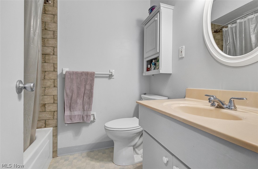 2854 Pease Drive Rocky River OH 44116