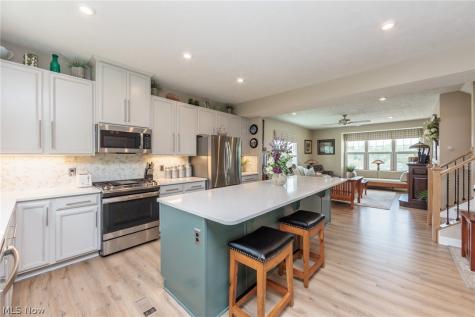 4033 N Steels Circle Cuyahoga Falls OH 44223