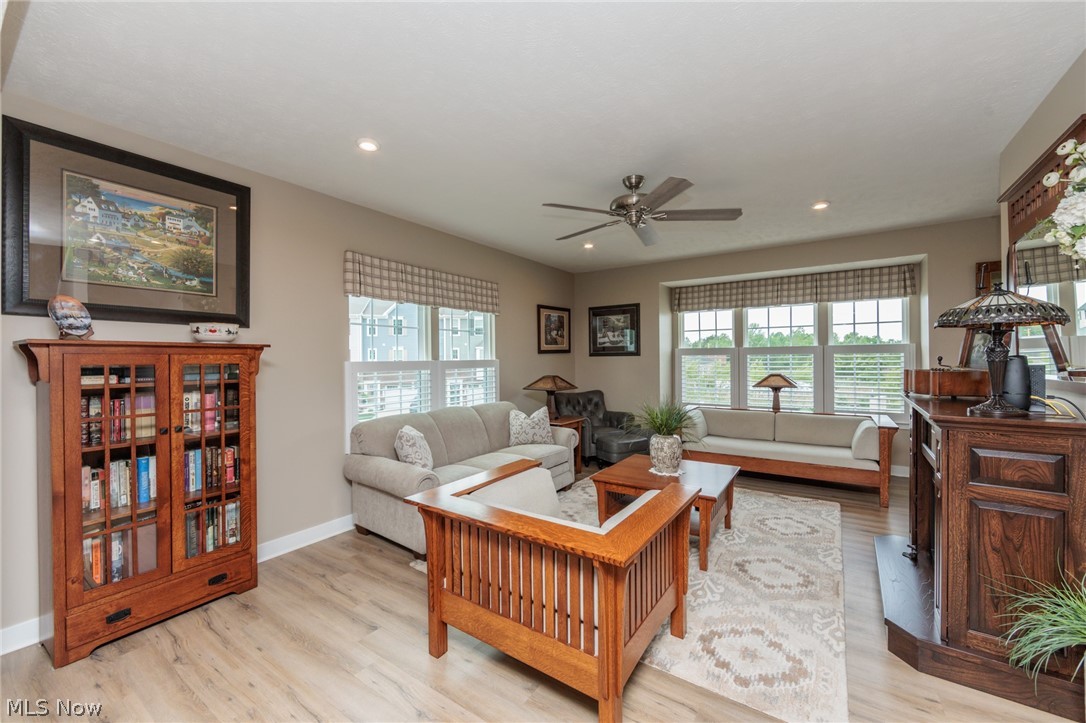 4033 N Steels Circle Cuyahoga Falls OH 44223