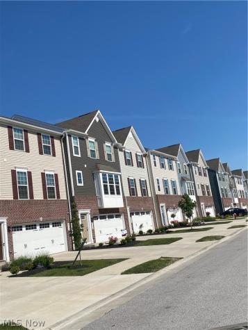 4033 N Steels Circle Cuyahoga Falls OH 44223