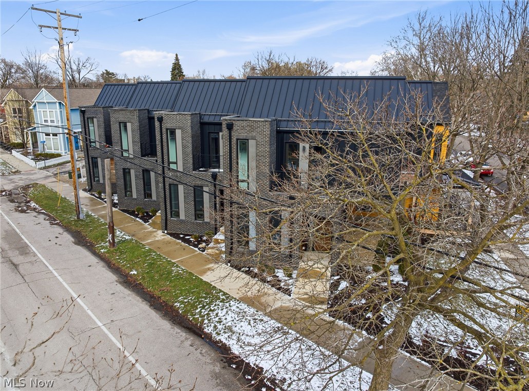 1893 W 44th Street Cleveland OH 44113