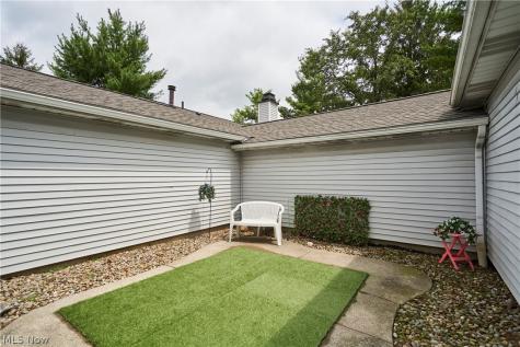 2069 Saxony Drive Akron OH 44313