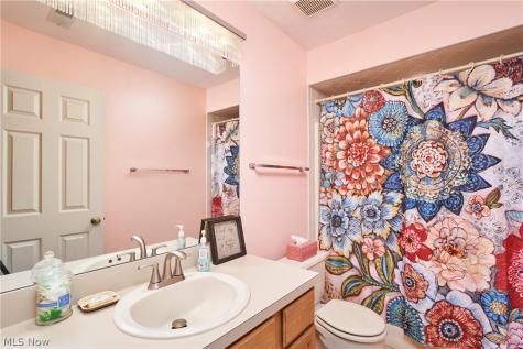 2069 Saxony Drive Akron OH 44313