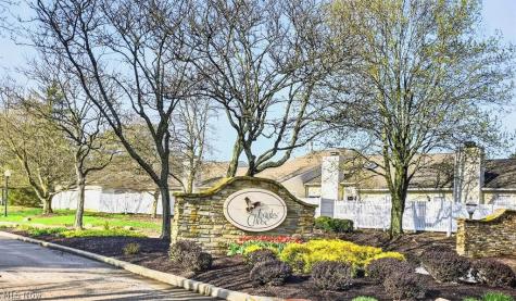 2069 Saxony Drive Akron OH 44313