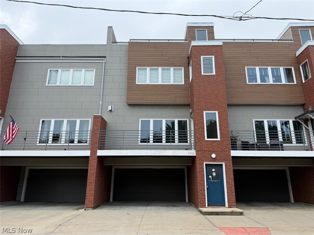 5703 Bridge Avenue Cleveland OH 44102