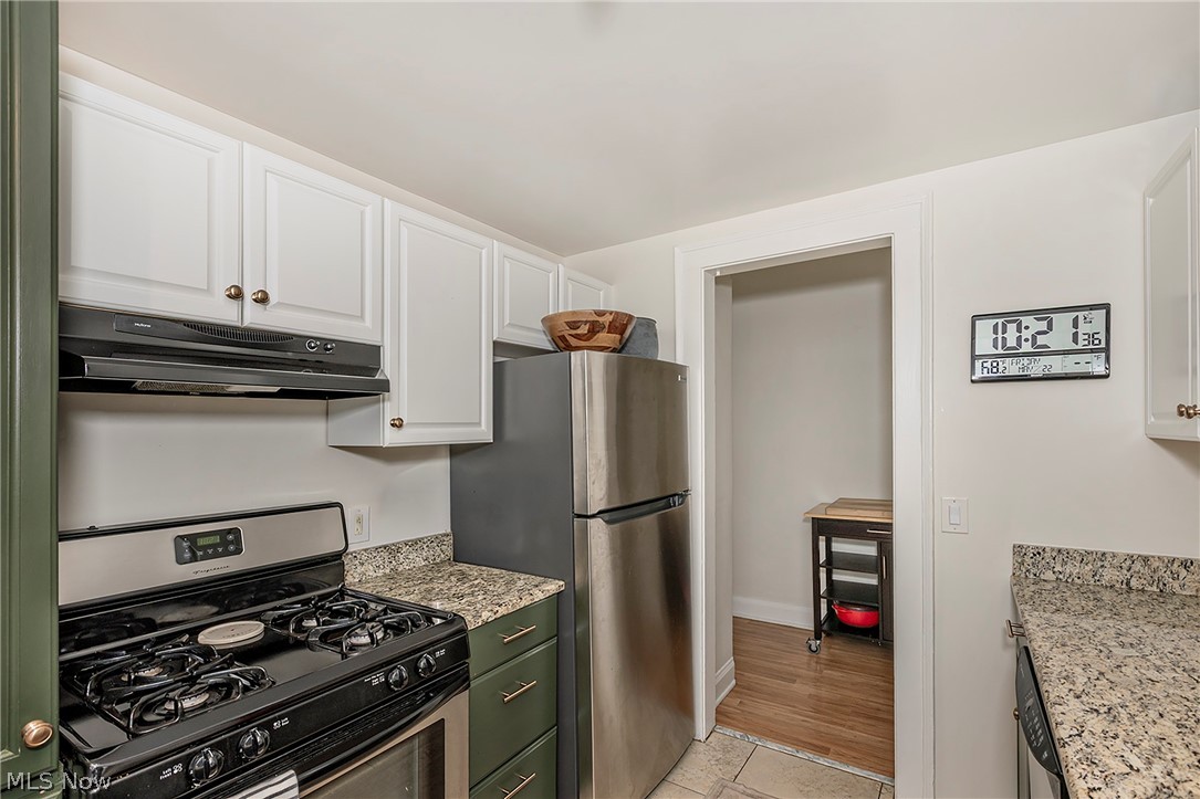 2725 Hampshire Road Cleveland Heights OH 44106