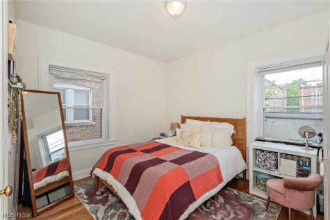 2725 Hampshire Road Cleveland Heights OH 44106