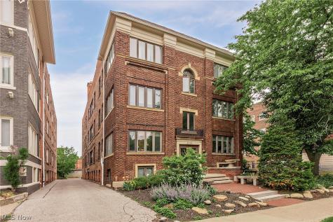 2725 Hampshire Road Cleveland Heights OH 44106