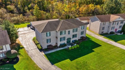 912 Pearson Circle Youngstown OH 44512