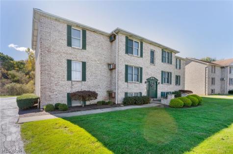 912 Pearson Circle Youngstown OH 44512