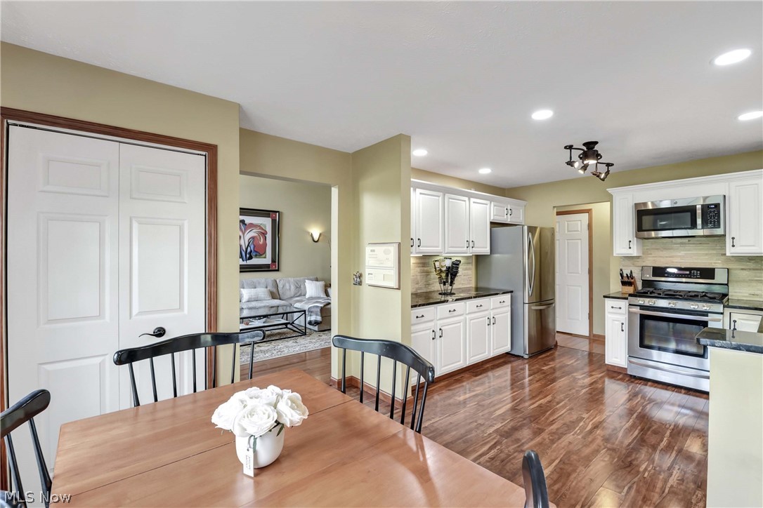 30941 Pepper Mill Court North Olmsted OH 44070