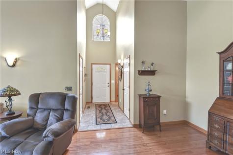 30941 Pepper Mill Court North Olmsted OH 44070