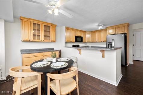 12550 Lake Avenue Lakewood OH 44107