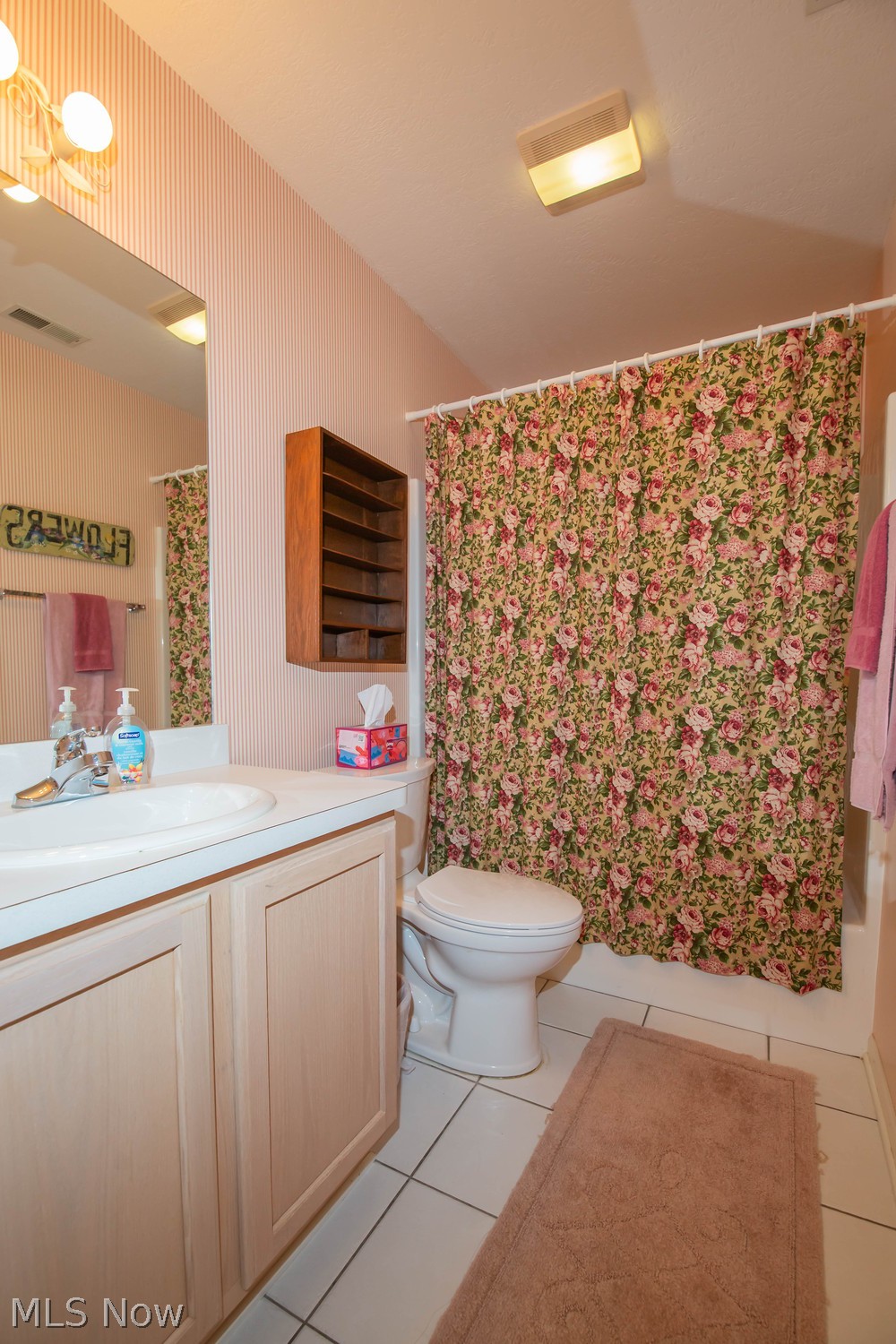 595 Daleview Drive Aurora OH 44202