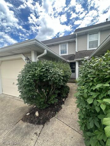 2450 Wrens Drive S Stow OH 44224