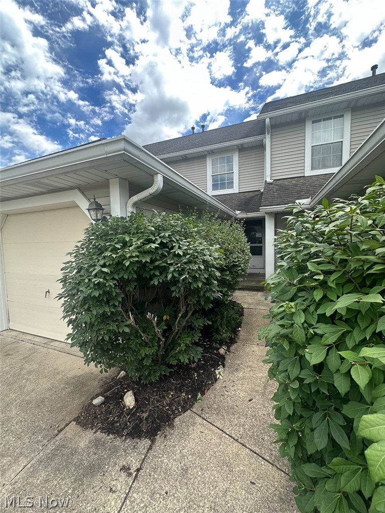 2450 Wrens Drive S Stow OH 44224