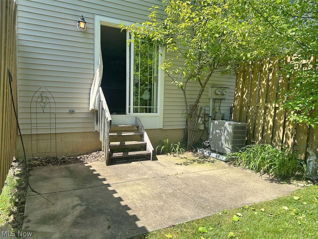 2450 Wrens Drive S Stow OH 44224